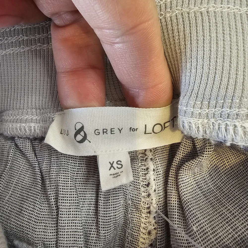 Lou & Grey Fot LOFT Woman's Gray Casual Pants